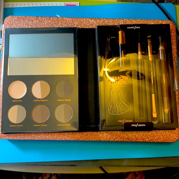 Profusion Brows - Picture 1 of 4